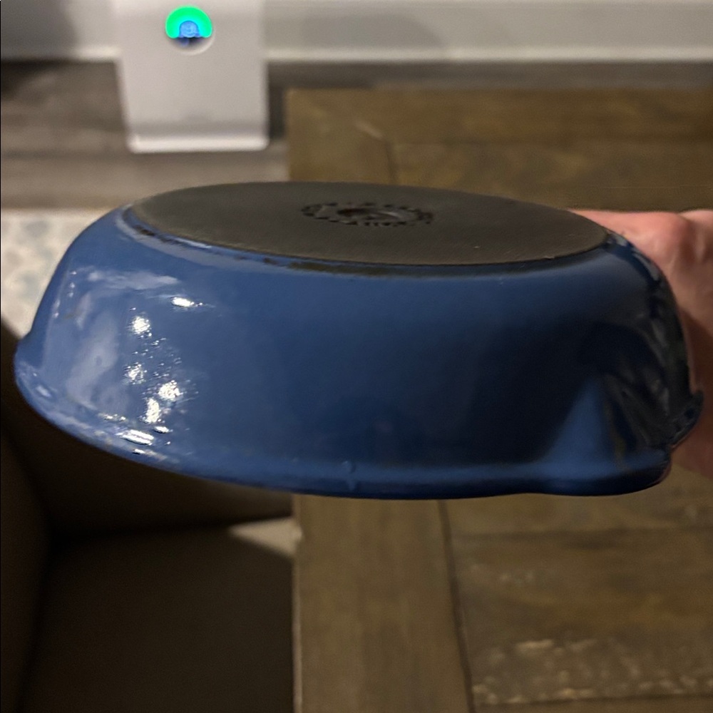 Le Creuset Glissemail Vintage Blue 7 1/2 Inch Double Spout Skillet pre-1990’s - Picture 7 of 9